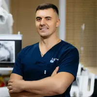 Dr. Andrei Bondari